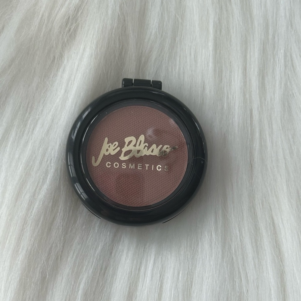 Mesa -‎ Joe Blasco Matte Eyeshadow - NWOB